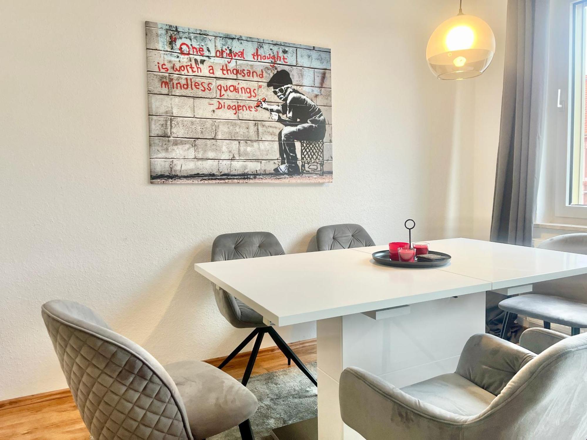 Banksy - Art & Fun Mit 2 Balkonen - 6 Betten * Hannover